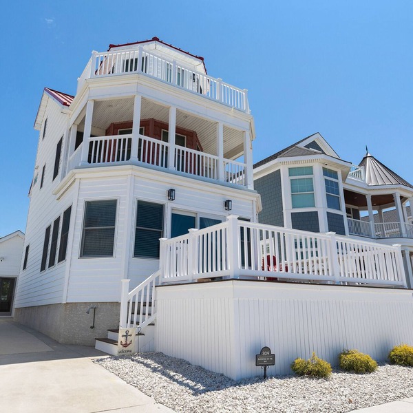 BEACHFRONT Home with HEATED POOL in North Cape May!