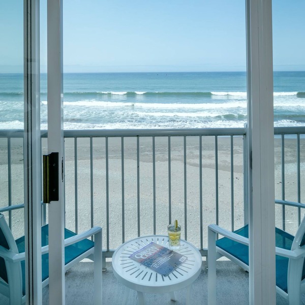 Beachfront Inn