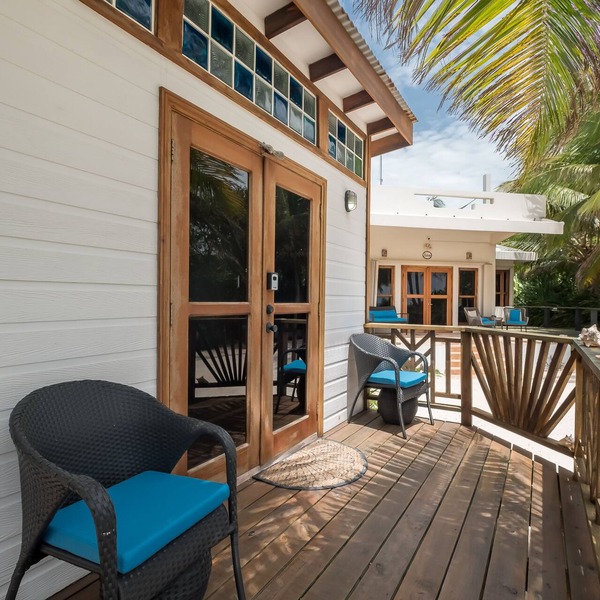 Beachfront King Casita in San Pedro Ambergris Caye