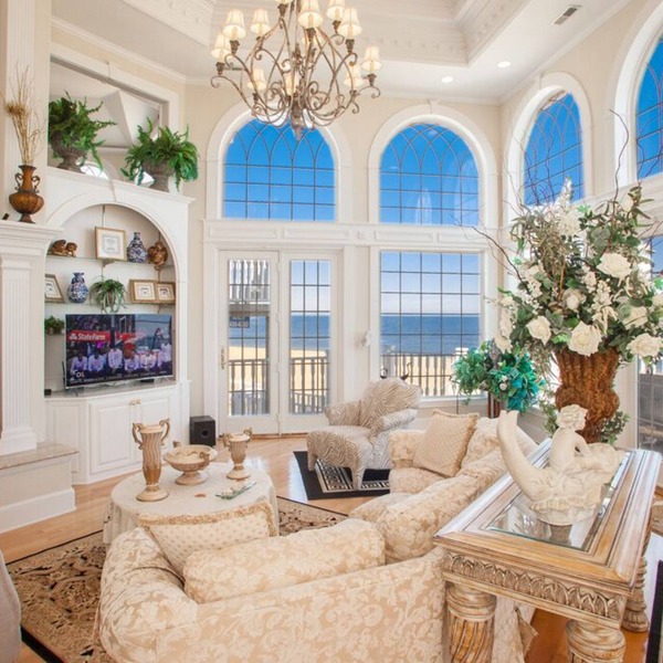 Beachfront Luxury Home,SALT WATER, POOL- Heating is an Option &SPA,Pet Friendly