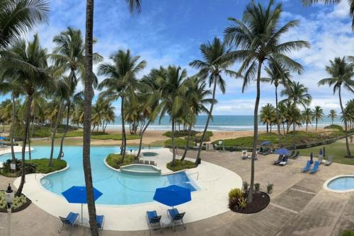 Beachfront Luxury 2 Bedroom at Wyndham Rio Mar, PR