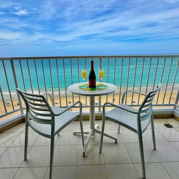 Beachfront Million View! ~Best Beach! ~ Romantic!~ Marbella Del Caribe West