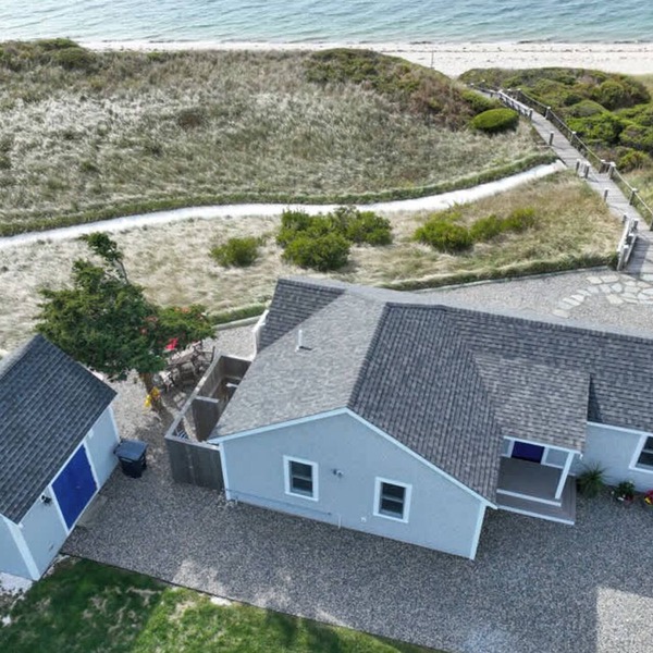 Beachfront on Private Beach w/AC!