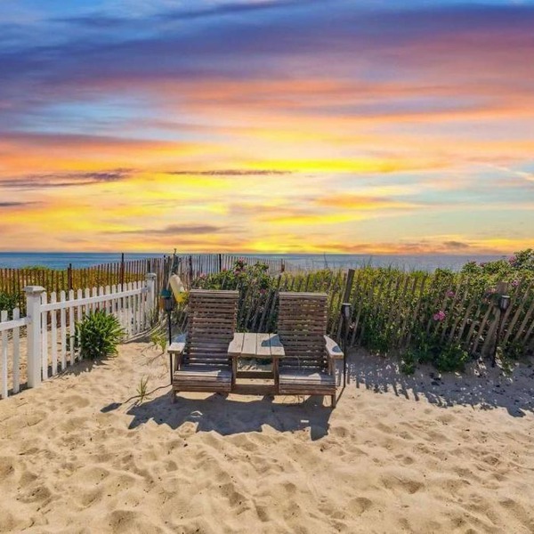 Beachfront Parking Salisbury Beach Retreat