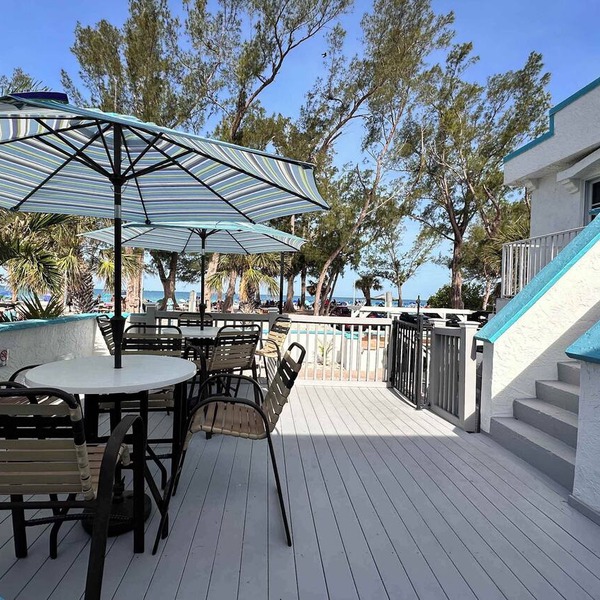 Beachside Condo, Anna Maria FL, King Bed 1st Floor