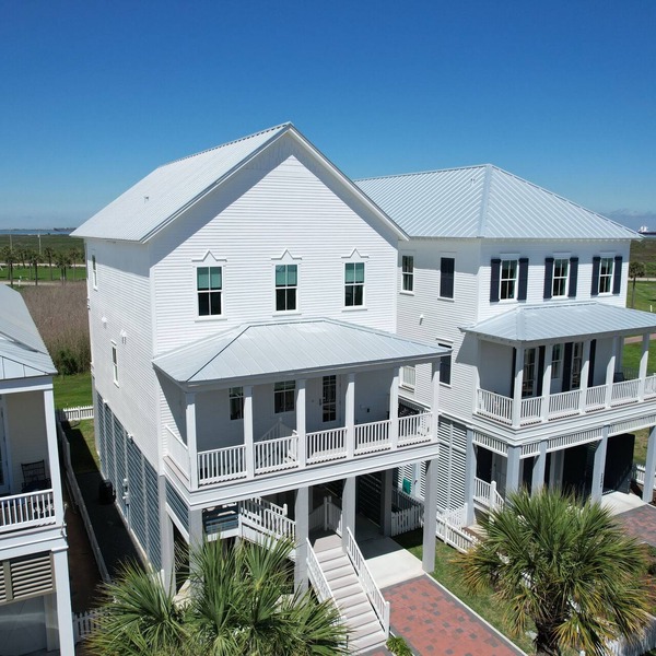 Beachtown - Steps From Beach - True Beach Bliss + Elevator