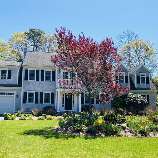 BEAUTIFUL and PRIVATE OSTERVILLE HOME, LARGE GAME ROOM, AC,PARKING