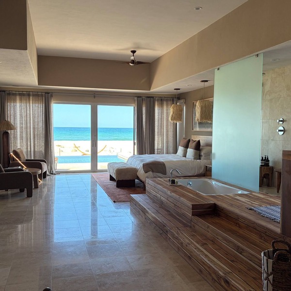 Beautiful Beach front Villa