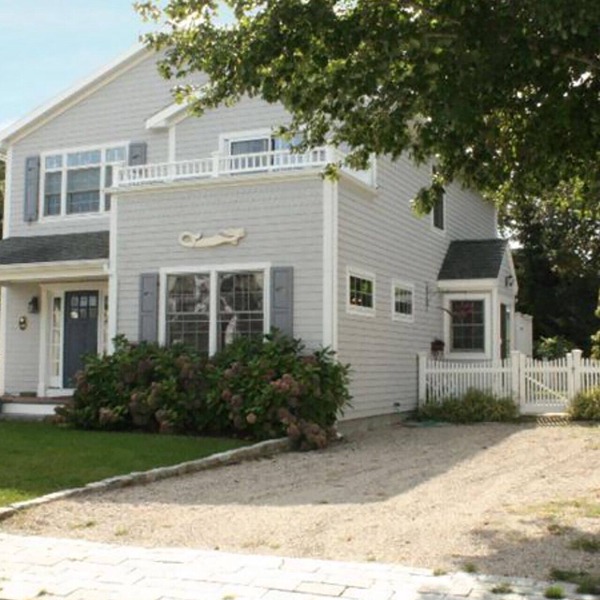 Beautiful Beach House on Private Beach - Popponessett, New Seabury