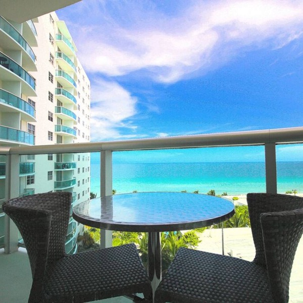 Beautiful Beachfront Apartment! Near major shopping centers, rest & casinos