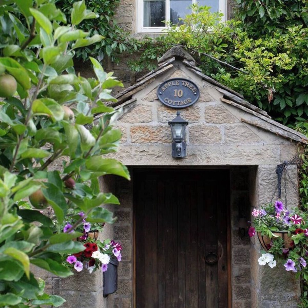Beautiful characterful cottage,family and dog friendly,quiet,close to amenities