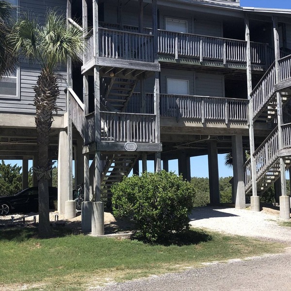 Beautiful condo with Inter-coastal views. 2 Kayaks and one Paddle board.