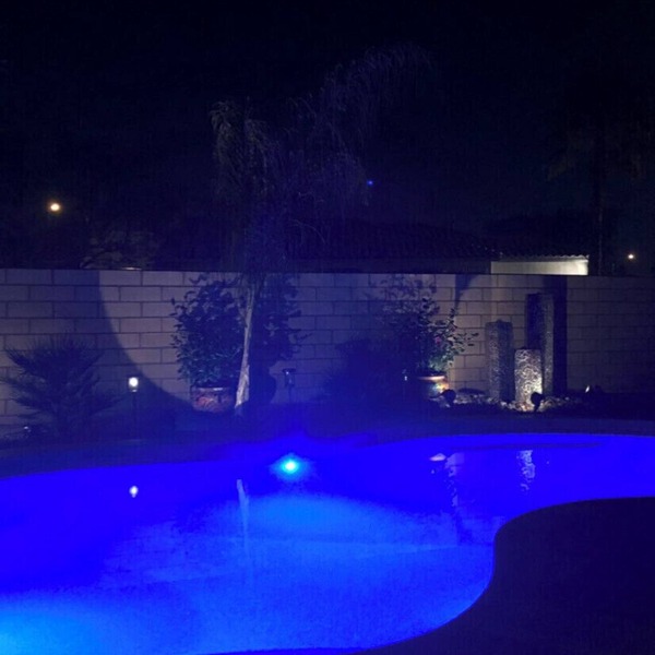 Beautiful, Desert backyard oasis! Free rides to Coachella and stagecoach!
