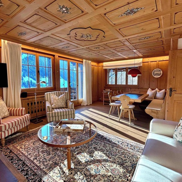 Beautiful Flat With Traditional Architecture
