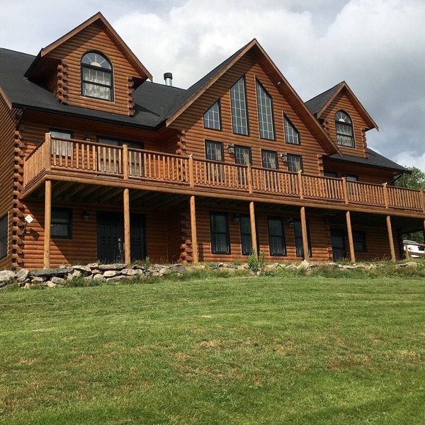 Beautiful Log Cabin close to beaches/Golf & Cabot Trail