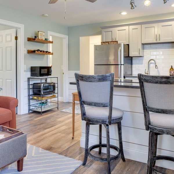 Beautiful North Fork Apartment