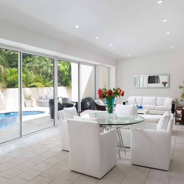 Beautiful Open Plan Villa On 3,000 of Living Space at No 1 Queens Fort