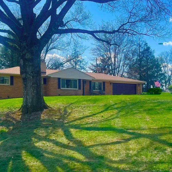 Beautiful park-like setting 2 BR sleeps 8