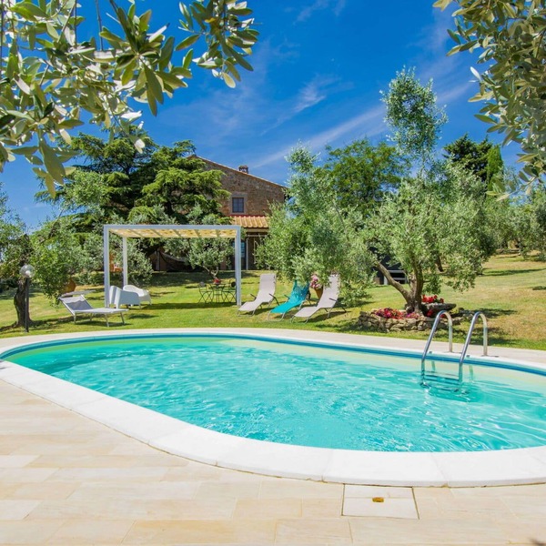 Beautiful private villa for 8 people with private pool, WIFI, TV, patio and panoramic view