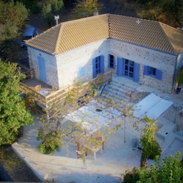 BEAUTIFUL ROMANTIC OLD STONE HOUSE, SEA VIEW, PRICACY