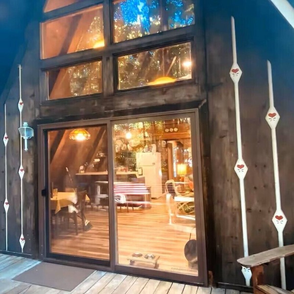 Beautiful Ski Chalet with Sauna near Harbor Springs