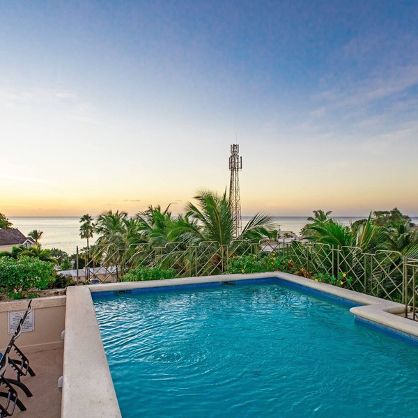 Beautiful, Spacious West Coast Condo Across The Street From Mullins Beach