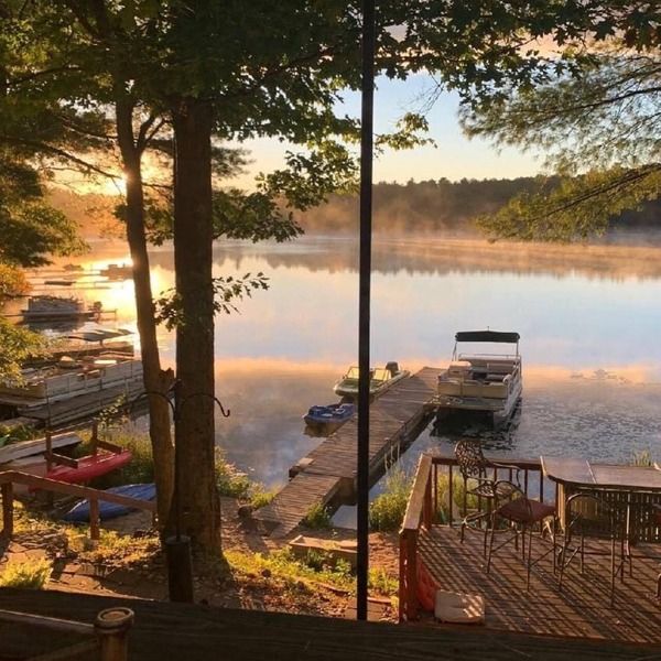 Beautiful Traverse City Lakehouse - pets allowed
