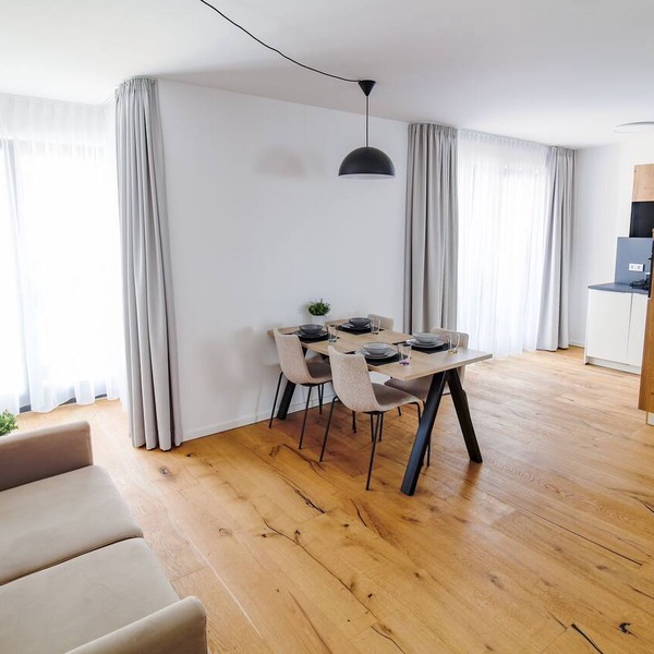 Beautiful two-room apartment on the 4th floor with lots of space