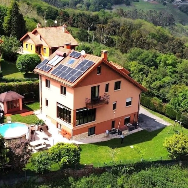 Beautiful villa 5 min from Oviedo with big hot tub and garden