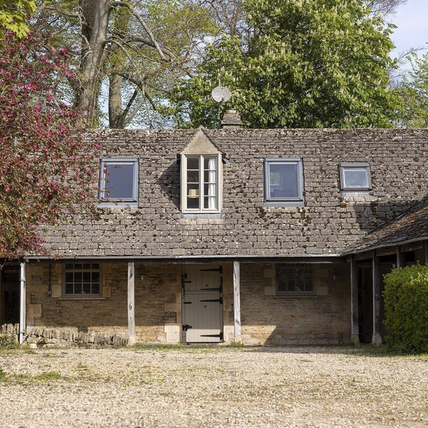 Beautifully presented dog friendly - The Old Stables at Broadwell Manor
