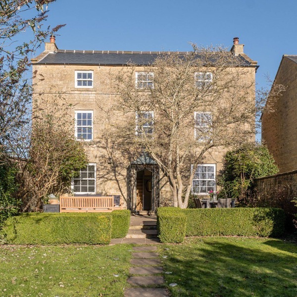 Beautifully presented period holiday home - North End House