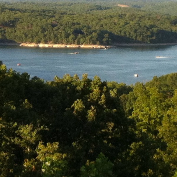 Beaver Lake Get-a-Way Great Location-Beautiful View