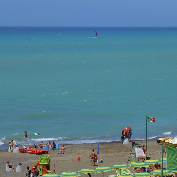 Belvilla by OYO Nice Holiday Home near Sea