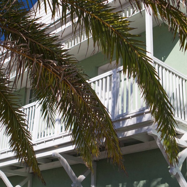 Bella Bay Inn