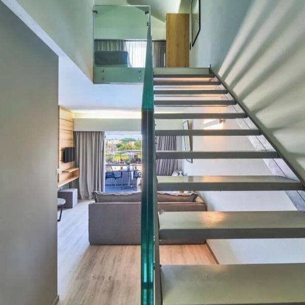 Bella Pais Split-Level Apartment – Cozy Seaside Retreat Steps from Maleme Beach