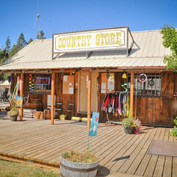 Bend-Sunriver Camping Resort 24 ft. Yurt 12