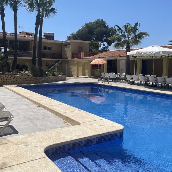 Benidorm. Private villa with pool & air conditioning. Sleeps up to 25.