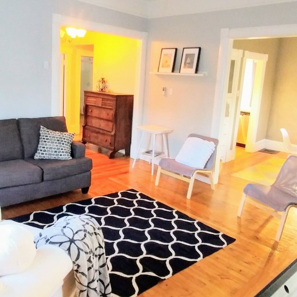 Beside The Tulip Tree - 3Bd Historic Home located in Waterfront District