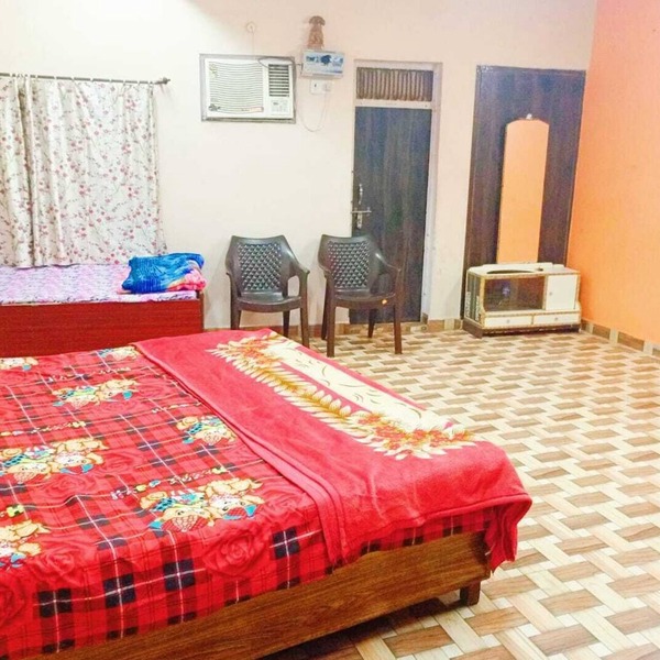 Best rooms available near Bihari ji temple vrindavan