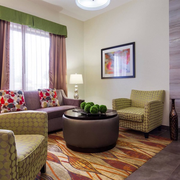 Best Western Plus Fairview Inn & Suites