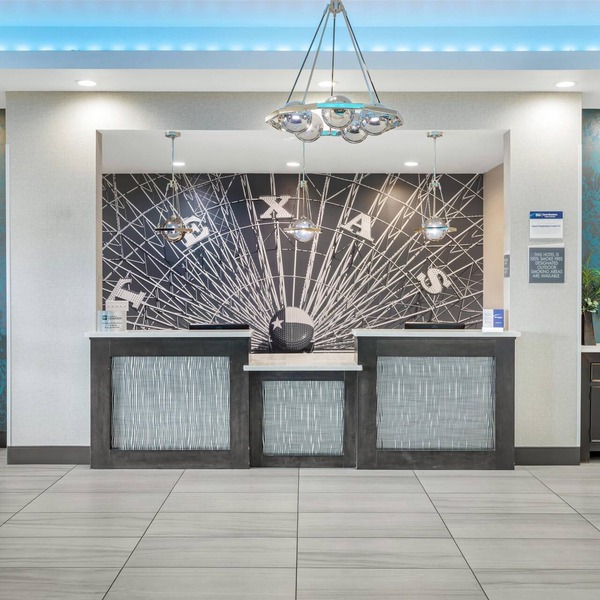 Best Western Plus Waller Hotel