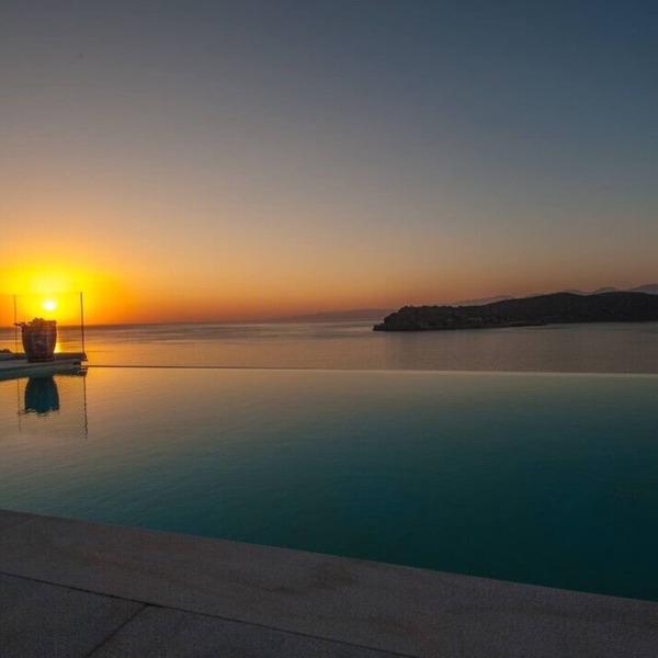 BH121 - R -Villa Elounda