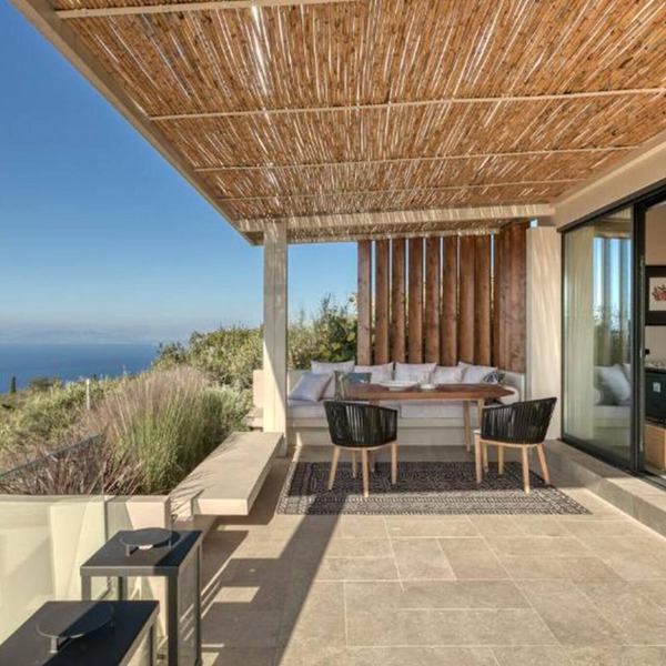 BH537 - R - Villa Lefkada