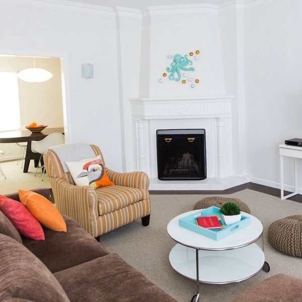 Big & Bright Golden Gate flat, half block to water, walkable to SF fun