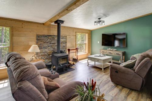 Birch Haven Resort Cabin w/Deck: Boating On-Site