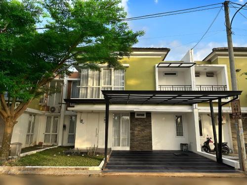 Blessimore Springhill 4BR
