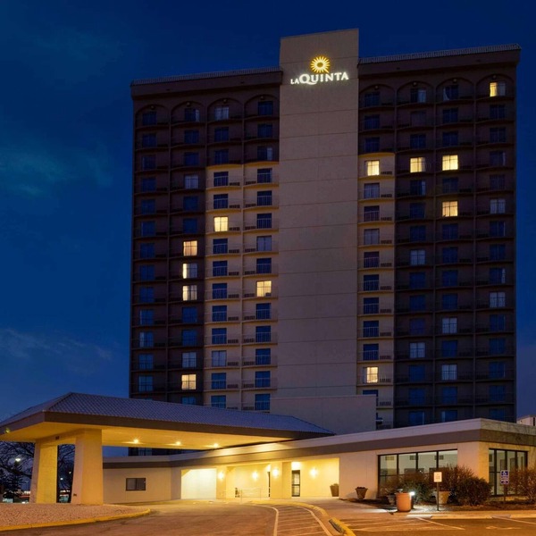 Bloom Hotel