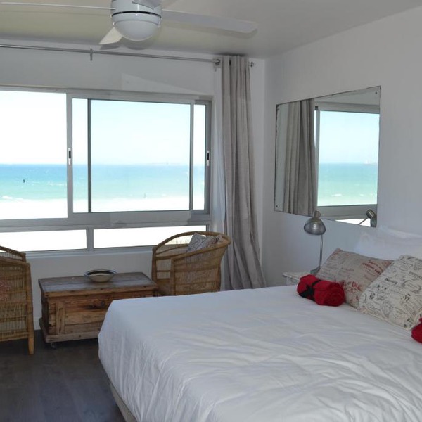Blouberg Studio Wow