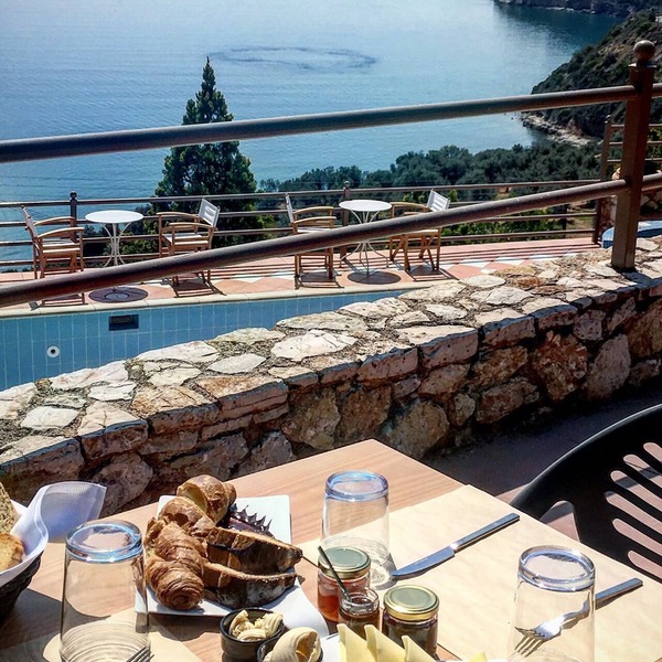Blue Horizon Suites