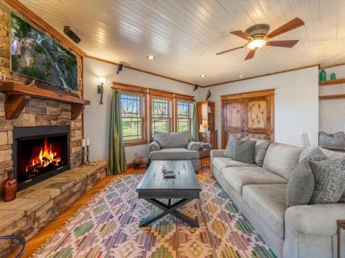 Blue Ridge Cottage